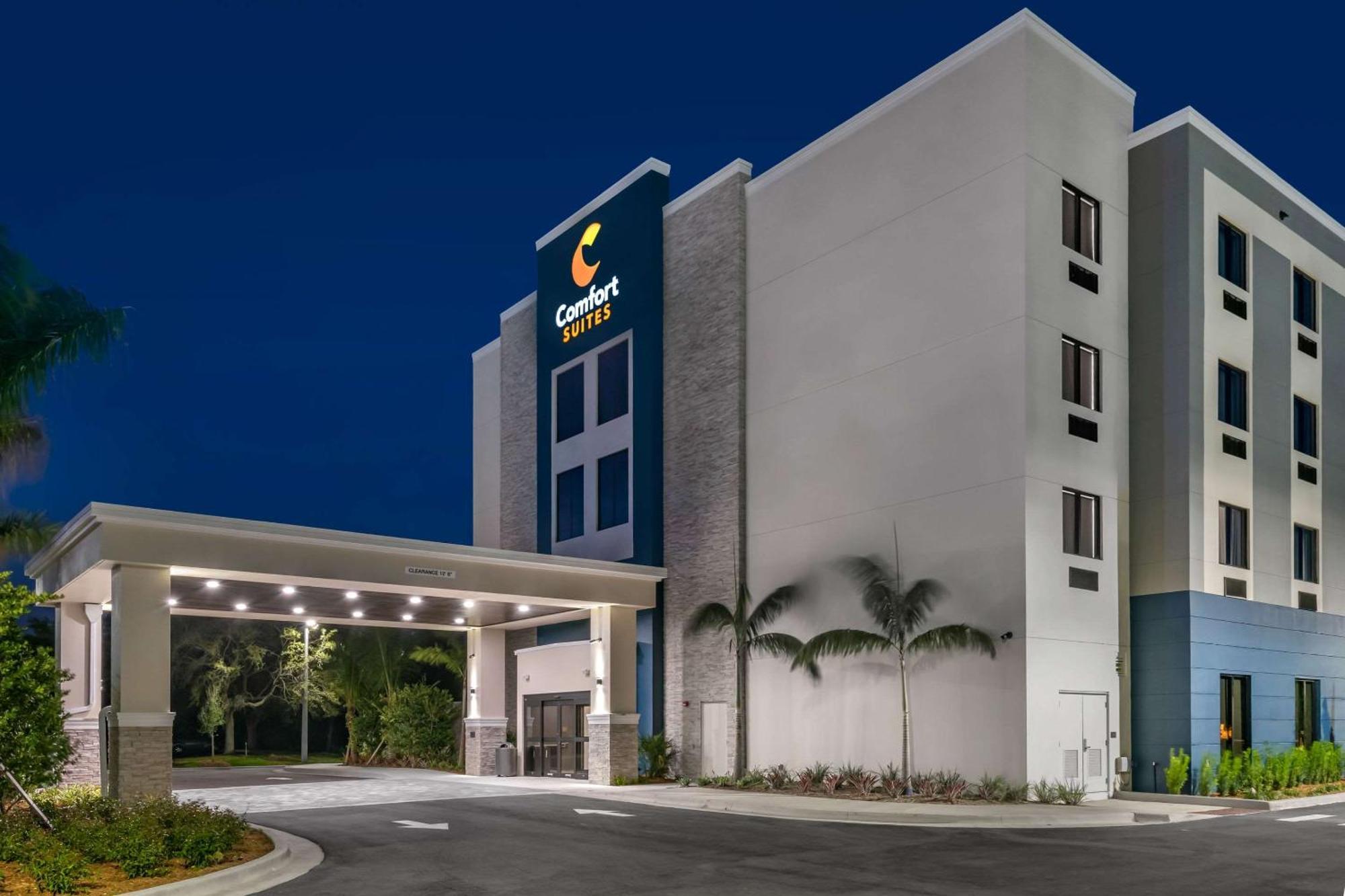 Comfort Suites Stuart-Hutchinson Island Экстерьер фото
